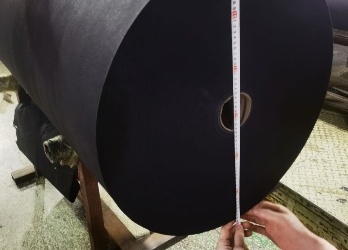 Los clientes de EE. UU. desean bolsas de comestibles de 50 g/m² x 150 cm x 1000 m, color negro.