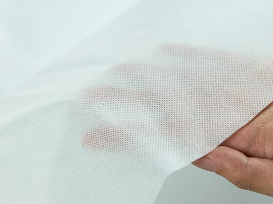 Tela no tejida spunbond de polipropileno blanco y multicolor Henghua de 50 g/m² para fundas de almohada