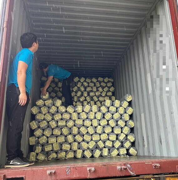 Tela no tejida de polipropileno spunbond gris de 95 g/m² y 160/180 cm de ancho para bolsas